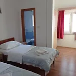 Casa Del Pellegrino M&a - Ostojici 3*