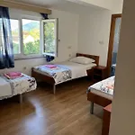 Casa Del Pellegrino M&a - Ostojici 3*