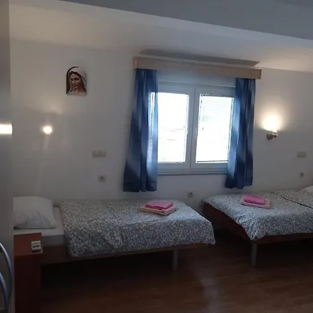 Casa Del Pellegrino M&a - Ostojici 3* Međugorje