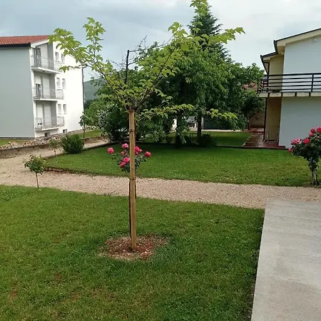 Casa Del Pellegrino M&a - Ostojici Penzion