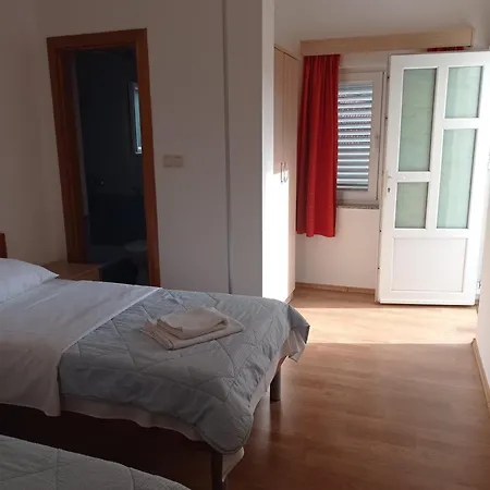 Casa Del Pellegrino M&a - Ostojici Penzion Međugorje