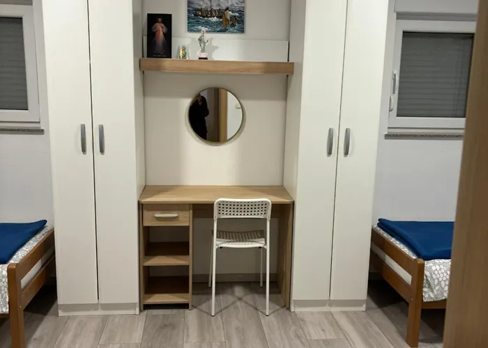 Casa Del Pellegrino M&a - Ostojici 3*